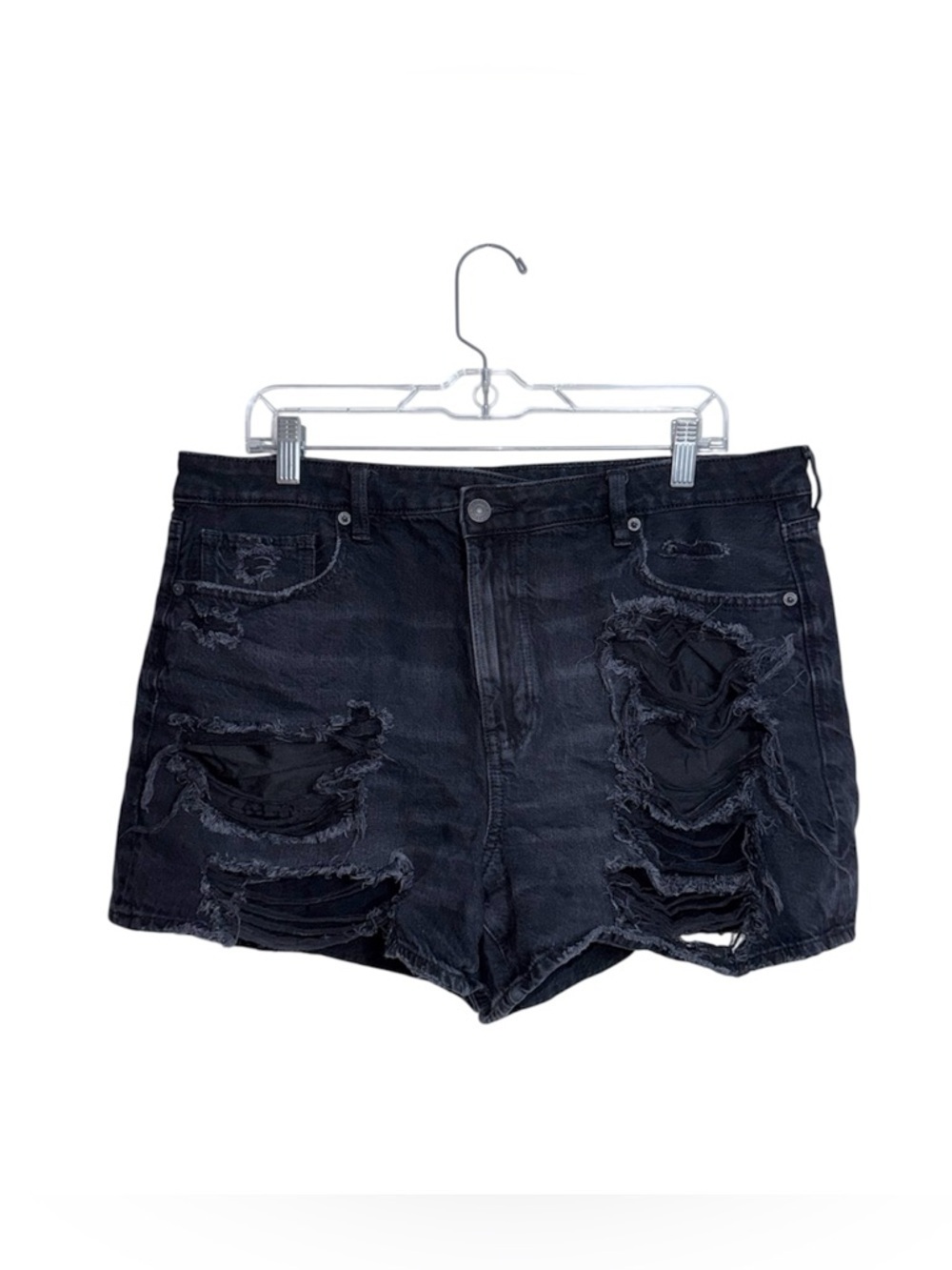 American Eagle Crossover Mom Shorts Washed Black Destructed High Rise 16 Women’s